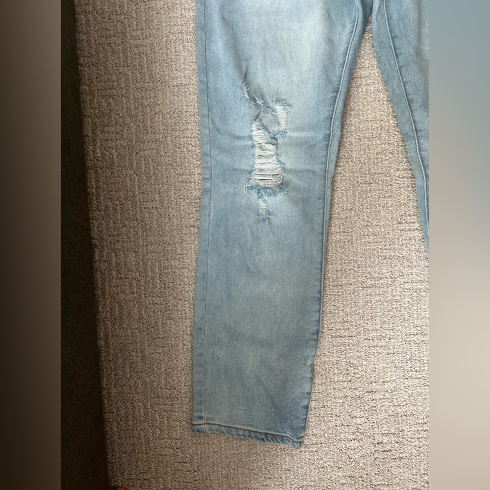 Missimo Distressed Boyfriend Denim (size 16/33) - Picture 3 of 6